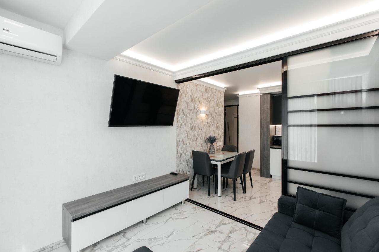 Main Street Sky House Apartments Chisinau Exterior photo